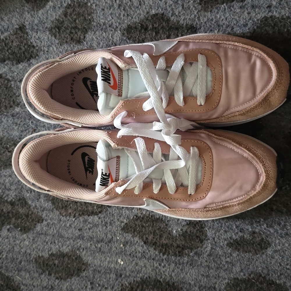 Nike Waffle Debut - Picture 7 of 8